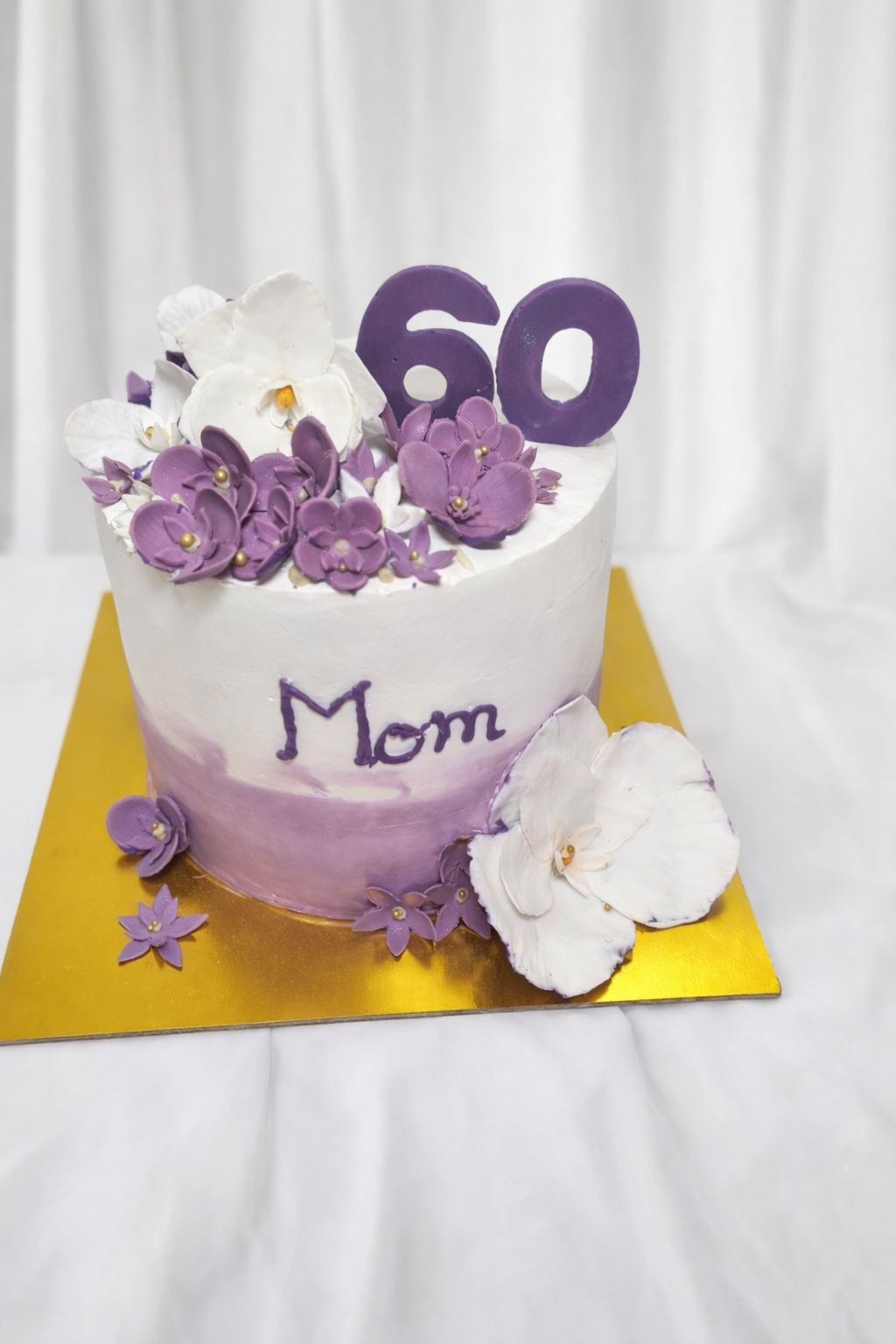 Caketown Treats custom cake 17