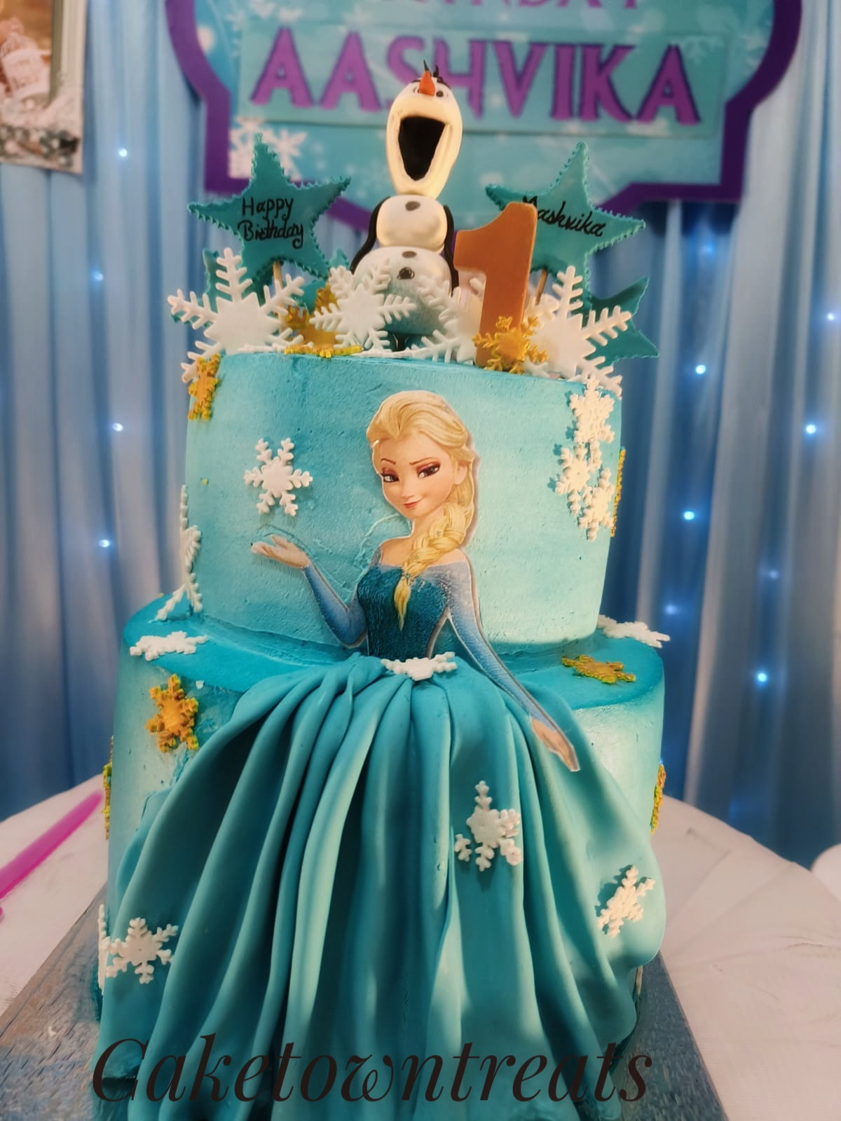 Frozen - Elsa Birthday Cake | Elsa birthday cake, Frozen birthday cake, Frozen  theme cake